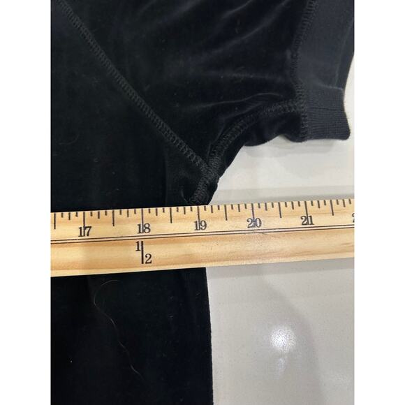 Todd Snyder Shirt SZM Velvet Short Sleeve Pullover Black Round Neck Women - Picture 9 of 10